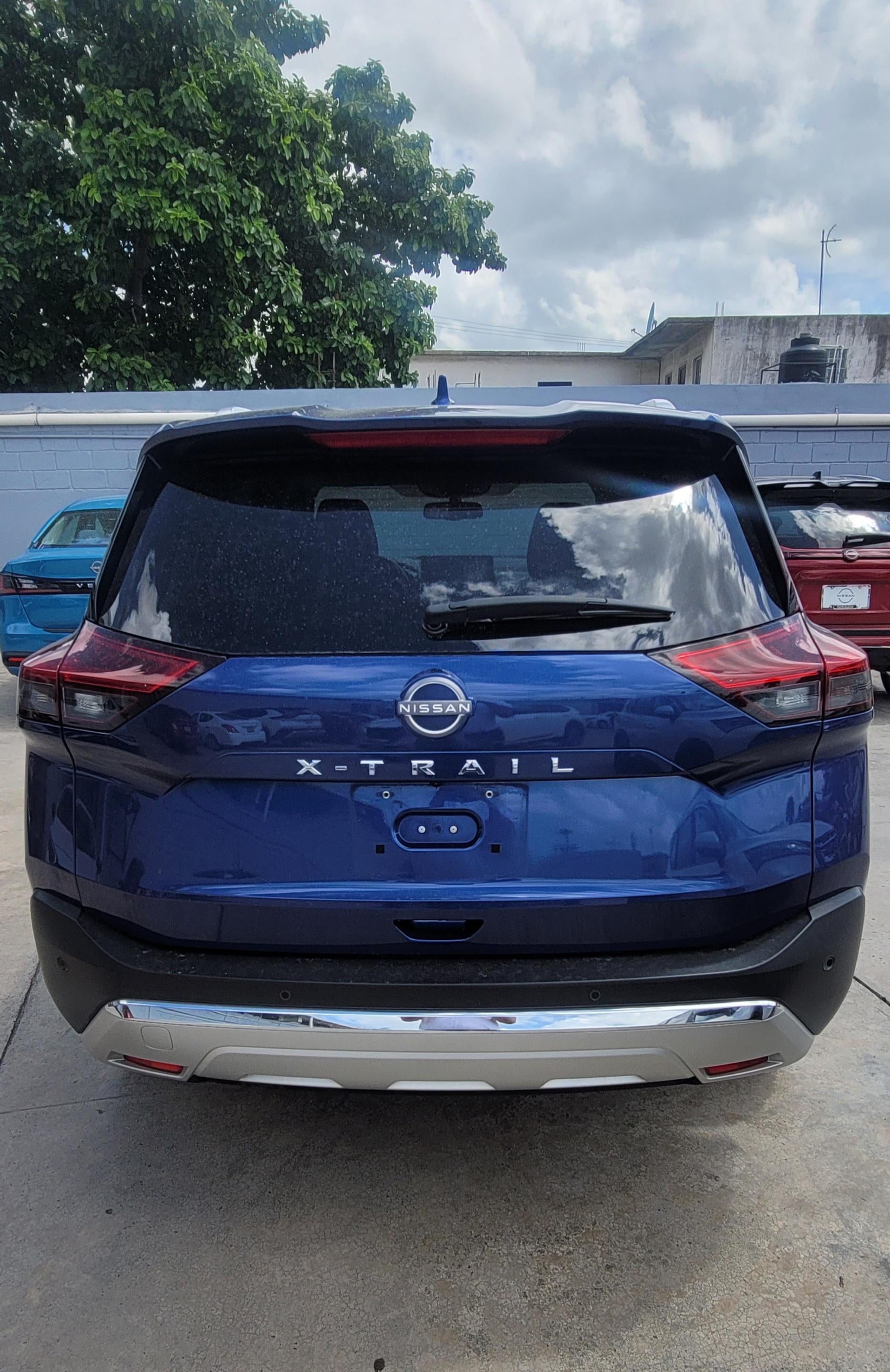 2024 Nissan X-TRAIL 5P PLATINUM 2 ROW L42.5 AUT